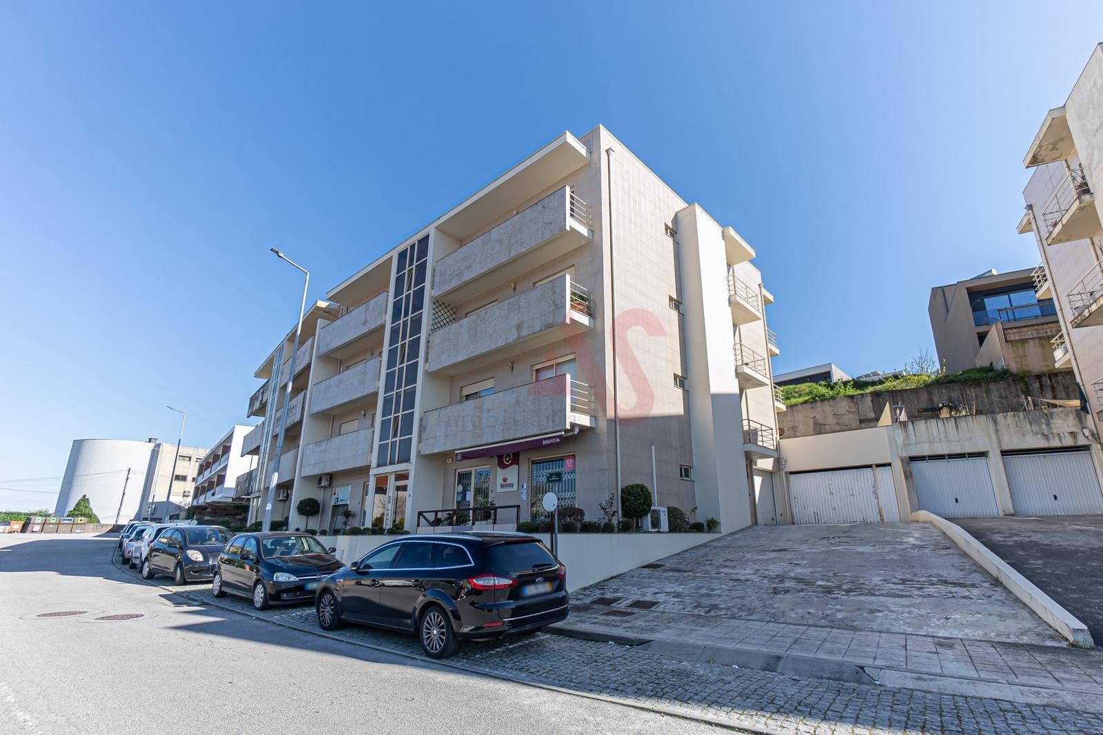 Apartamento T3 em Mesão Frio, Guimarães com 130 m2