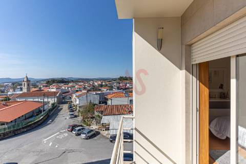 Apartamento T3 em Mesão Frio, Guimarães com 130 m2