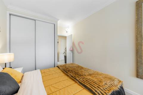 Andar Moradia T2 com vista mar e montanha a 800m da praia – Afife
