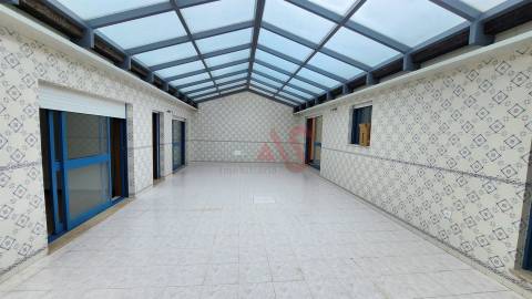 Excelente T3 – Santo Tirso | Terraços, Garagem Fechada e Vistas Desafogadas