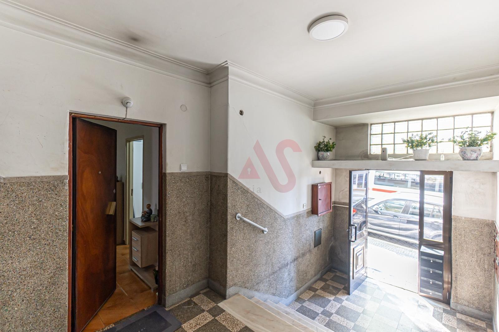 Apartamento T2+1 Junto à Estação de Comboios em Urgezes, Guimarães