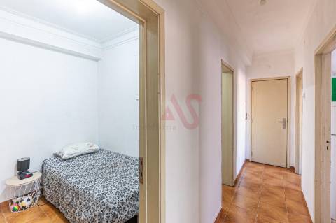 Apartamento T2+1 Junto à Estação de Comboios em Urgezes, Guimarães