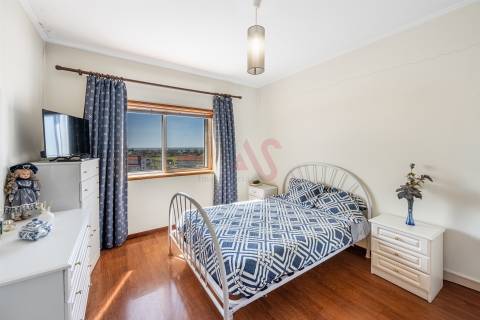 T1 em Aver-o-Mar a 10 min da praia | Último piso | Garagem | Potencial T2