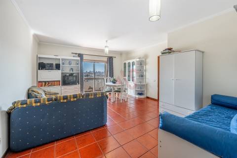 T1 em Aver-o-Mar a 10 min da praia | Último piso | Garagem | Potencial T2