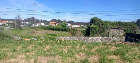 Terreno urbano com 745 m² em Macieira da Maia – Vila do Conde