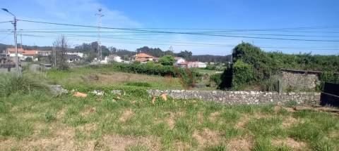 Terreno urbano com 745 m² em Macieira da Maia – Vila do Conde