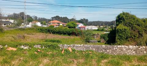 Terreno urbano com 745 m² em Macieira da Maia – Vila do Conde