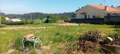Terreno urbano com 745 m² em Macieira da Maia – Vila do Conde
