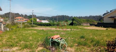 Terreno urbano com 745 m² em Macieira da Maia – Vila do Conde