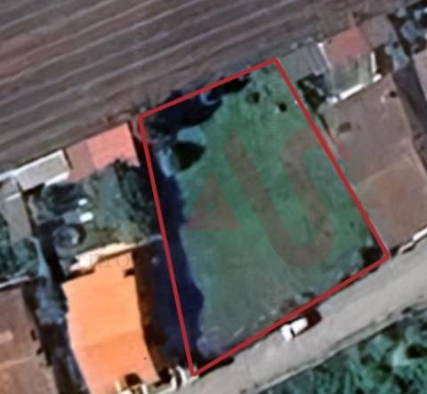 Terreno urbano com 745 m² em Macieira da Maia – Vila do Conde