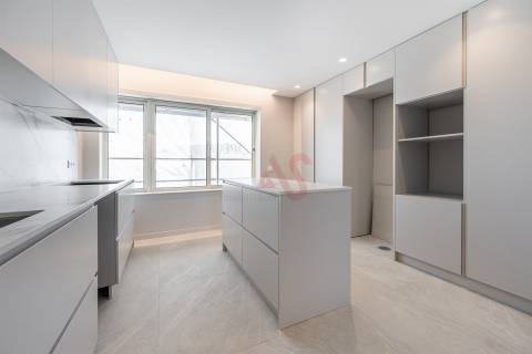 Apartamento T4 Duplex em São Victor, Braga – Exclusividade, Espaço e Conforto