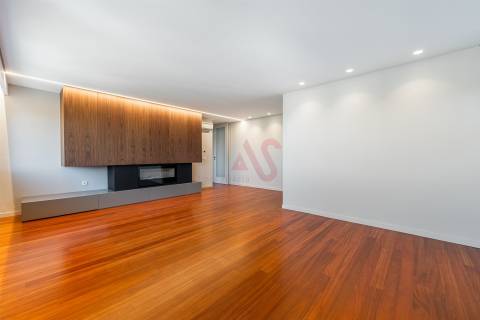 Apartamento T4 Duplex em São Victor, Braga – Exclusividade, Espaço e Conforto