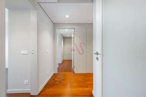 Apartamento T4 Duplex em São Victor, Braga – Exclusividade, Espaço e Conforto