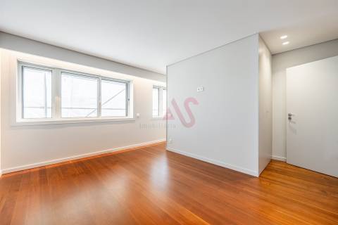 Apartamento T4 Duplex em São Victor, Braga – Exclusividade, Espaço e Conforto