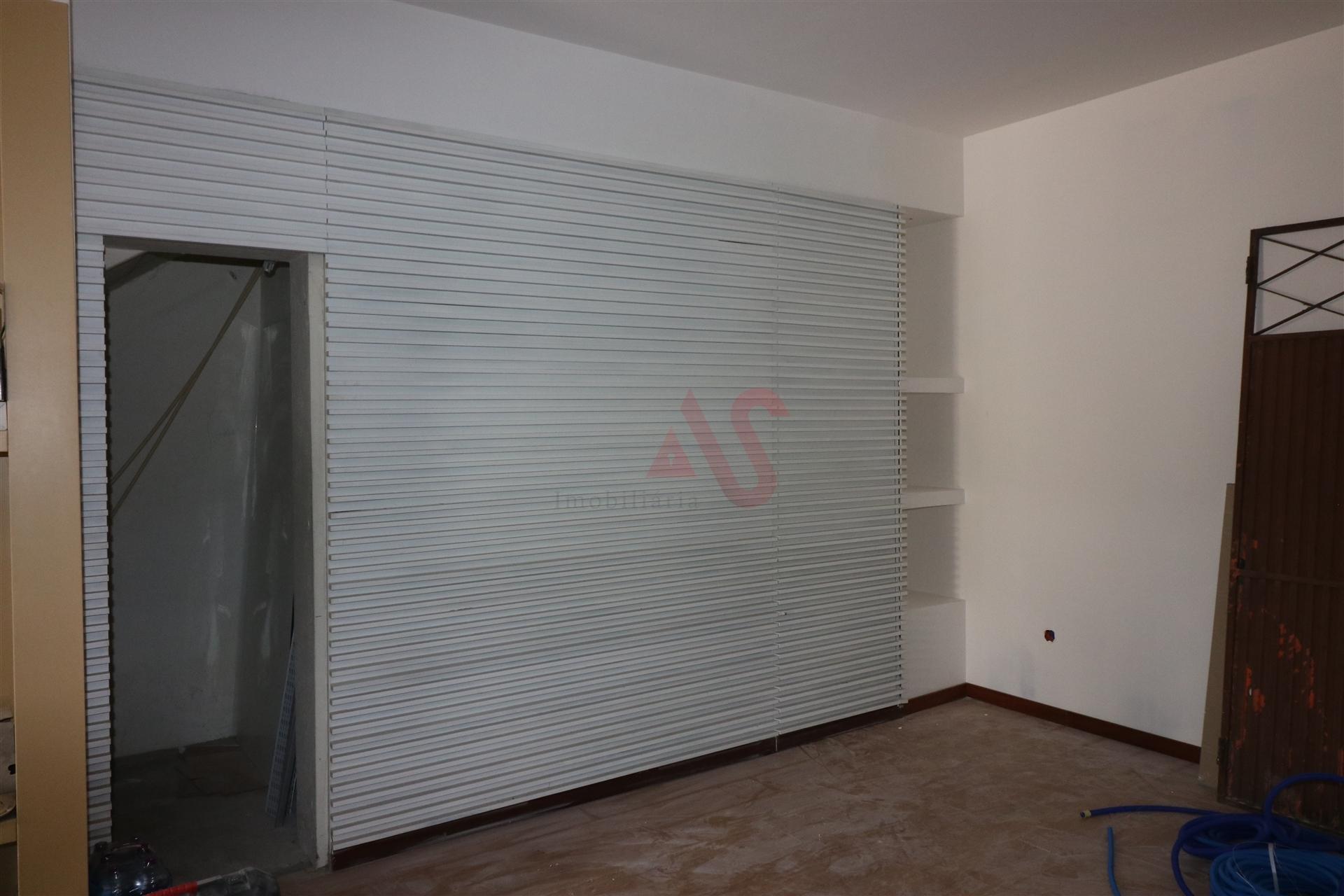 Loja para Arrendamento no Centro de Vizela – 50 m² | 850€/mês