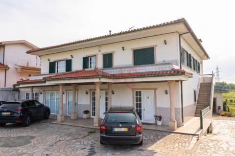 Moradia T8+1 em Serzedelo, Guimarães