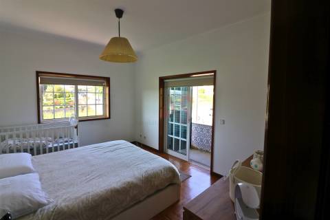 Moradia T8+1 em Serzedelo, Guimarães