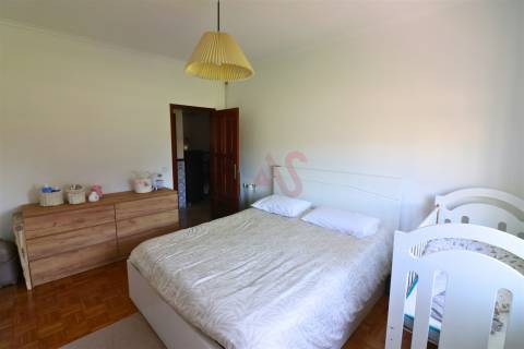 Moradia T8+1 em Serzedelo, Guimarães