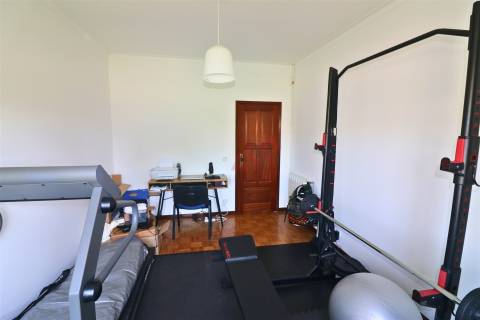 Moradia T8+1 em Serzedelo, Guimarães