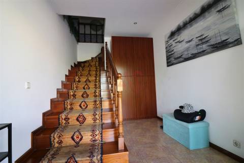 Moradia T8+1 em Serzedelo, Guimarães