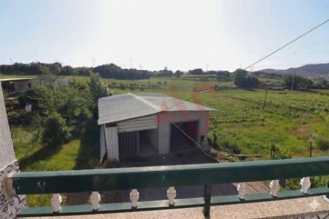 Moradia T8+1 em Serzedelo, Guimarães