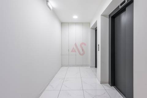 Apartamento T0 (Estúdio) em Guimarães – Moderno, Funcional e com Garagem