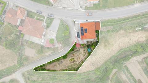 Moradia T3+3 com Duas Habitações Independentes – Excelente Oportunidade de Investimento em Vizela