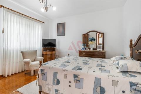 Moradia T3+3 com Duas Habitações Independentes – Excelente Oportunidade de Investimento em Vizela