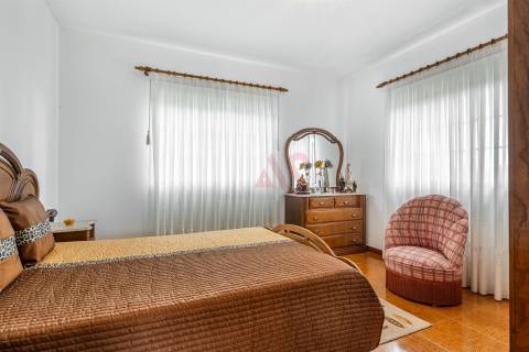Moradia T3+3 com Duas Habitações Independentes – Excelente Oportunidade de Investimento em Vizela
