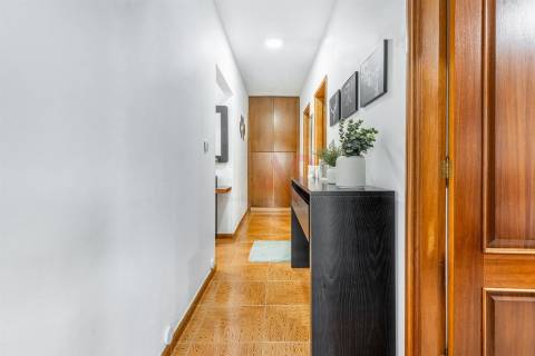 Moradia T3+3 com Duas Habitações Independentes – Excelente Oportunidade de Investimento em Vizela