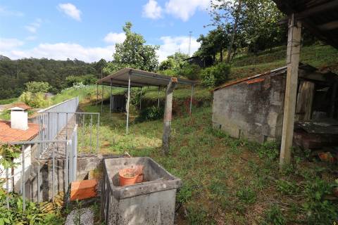 Moradia T4 em São Jorge de Vizela, Felgueiras | 139.000€