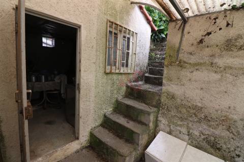 Moradia T4 em São Jorge de Vizela, Felgueiras | 139.000€
