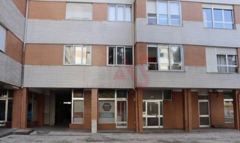 Apartamento T4 Remodelado na Póvoa de Varzim, Porto