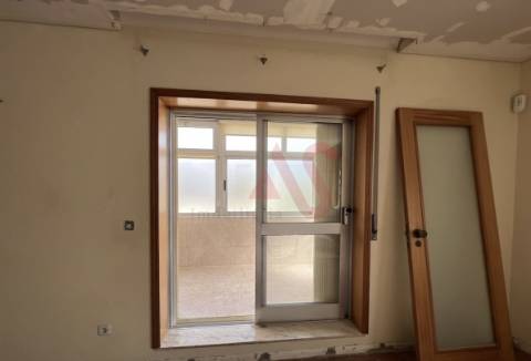 Apartamento T4 Remodelado na Póvoa de Varzim, Porto