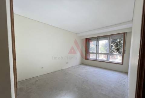 Apartamento T4 Remodelado na Póvoa de Varzim, Porto