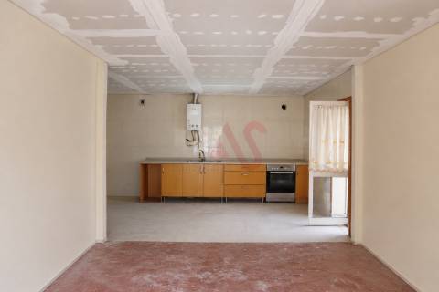 Apartamento T4 Remodelado na Póvoa de Varzim, Porto