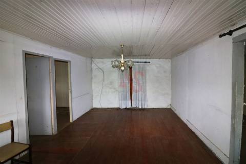 Moradia T3 em Pedra para Reconstrução | Fareja, Fafe
