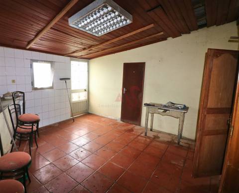 Moradia T3 em Pedra para Reconstrução | Fareja, Fafe