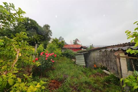 Moradia T3 em Pedra para Reconstrução | Fareja, Fafe