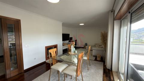 Apartamento T2 para arrendamento em Santa Eulália, Vizela