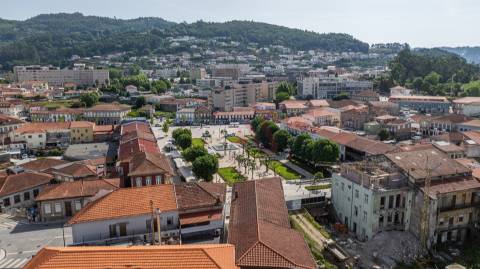 Apartamento T2 no Centro de Vizela – Vista para o Jardim Manuel Faria