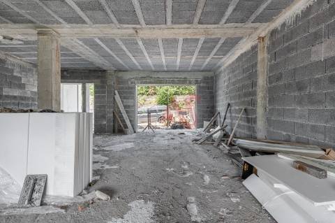 Moradia T3 em Construção em Arões (S. Romão), Fafe