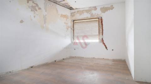 Andar de Moradia Duplex T5 no Coração de Guimarães