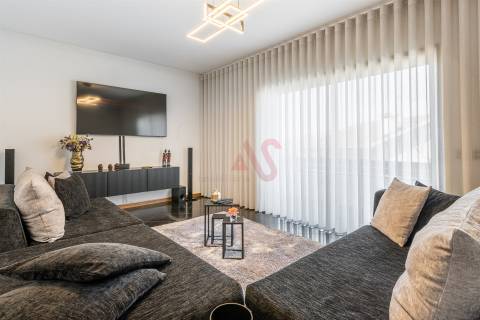 Moradia T3 em Pombeiro de Ribavizela, Felgueiras