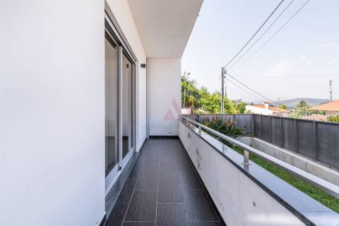 Moradia T3 em Pombeiro de Ribavizela, Felgueiras