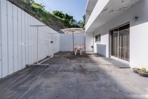 Moradia T3 em Pombeiro de Ribavizela, Felgueiras