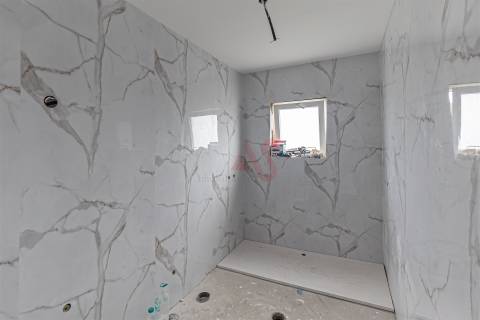 Moradia T3 em remodelação em Santa Maria de Lamas, Santa Maria da Feira