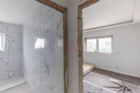 Moradia T3 em remodelação em Santa Maria de Lamas, Santa Maria da Feira