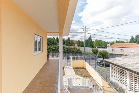 Moradia T3 em remodelação em Santa Maria de Lamas, Santa Maria da Feira