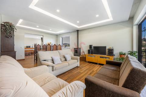MORADIA TÉRREA T3+1 EM VIZELA
